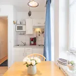 Apartment 651, Seepark *
