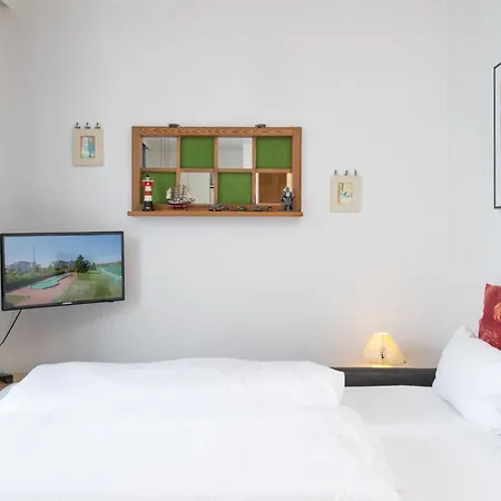 651, Seepark * ゼリン